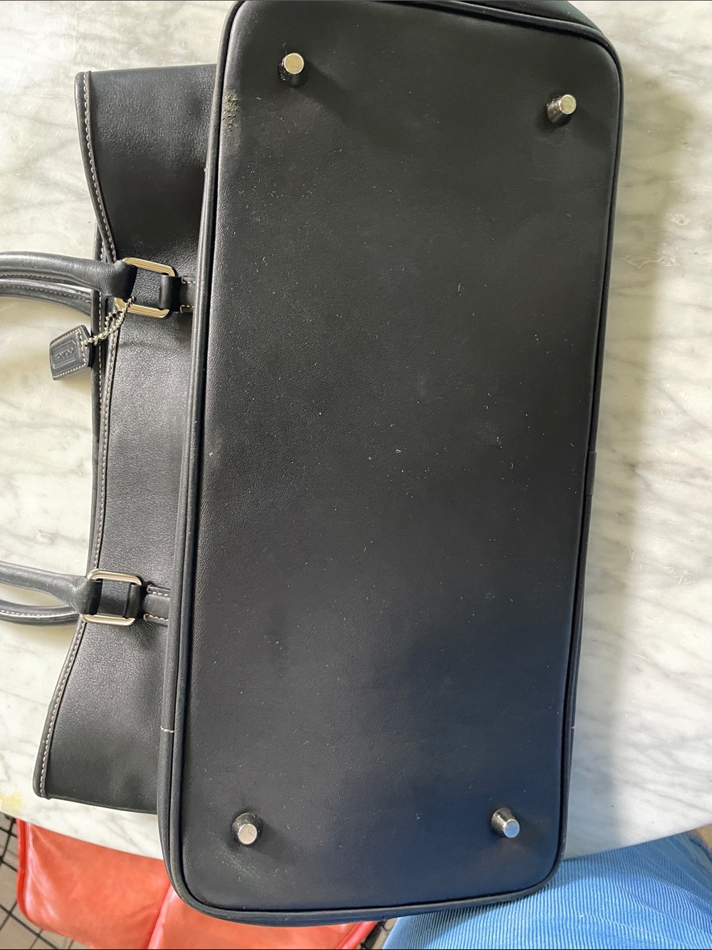 Coach Classic Tote Black Leather  Bag - Elegant Everyday Carry - Picture 8 of 11